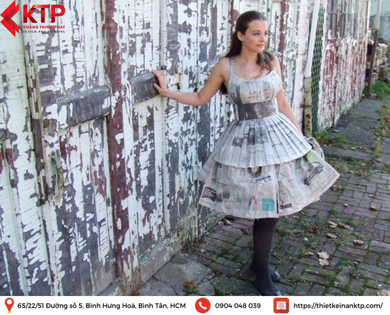 Chiêm ngưỡng váy dạ hội làm từ rác  VTVVN