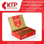 Hộp giấy màu đỏ chứa đựng nhiều ý nghĩa sâu sắc